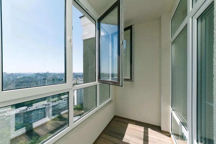 Apartment Видовая На 25 Этаже Kyiv